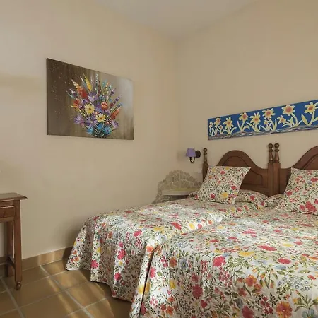 Pensión La Casona De Tamaya 2*